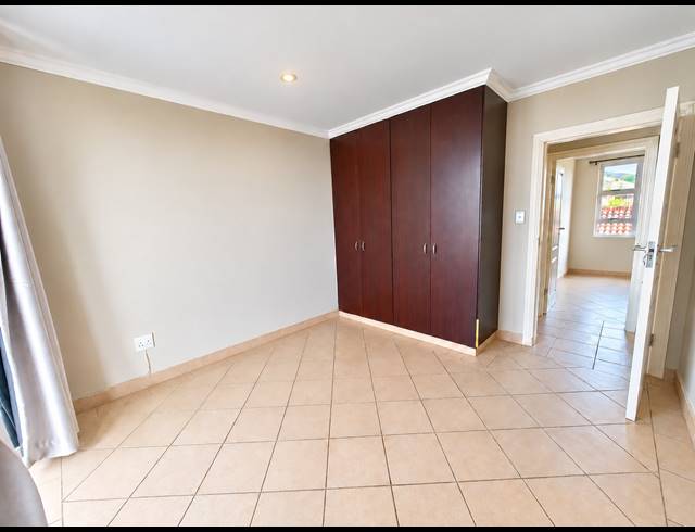 3 BEDROOM APARTMENT TO LET IN WESTBROOK